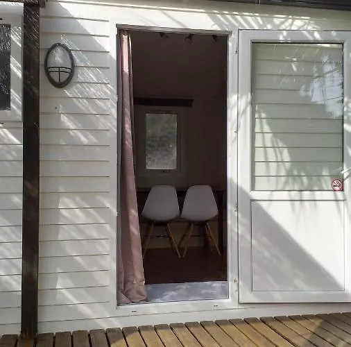 Kemping Mobilhome Chez Cathy & Simon